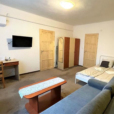 Evi Apartman إغير المظهر الخارجي الصورة